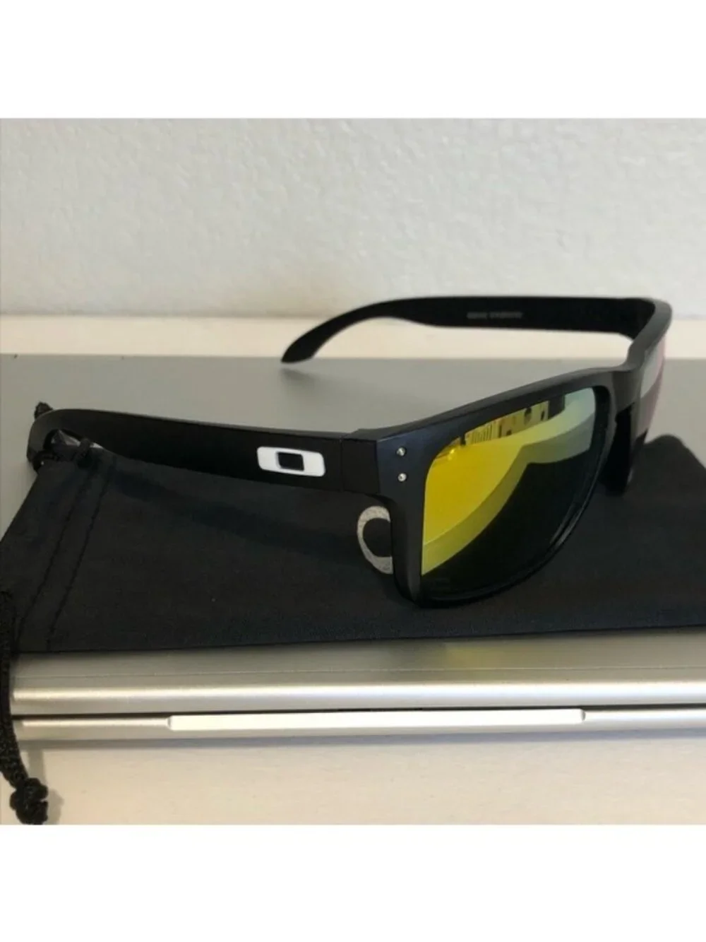 Holbrook Oakley Gold Reflective Lenses 9102 - Picture 5 of 7